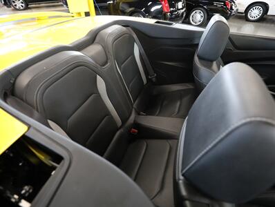 2017 Chevrolet Camaro 2LT Convertible   - Photo 21 - Addison, IL 60101