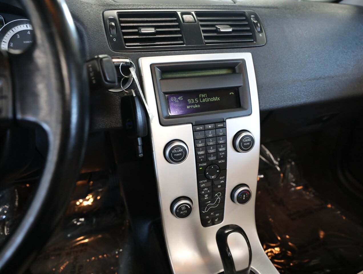 2013 Volvo C70 T5 Premier Plus - Photo 28 - Addison, IL 60101