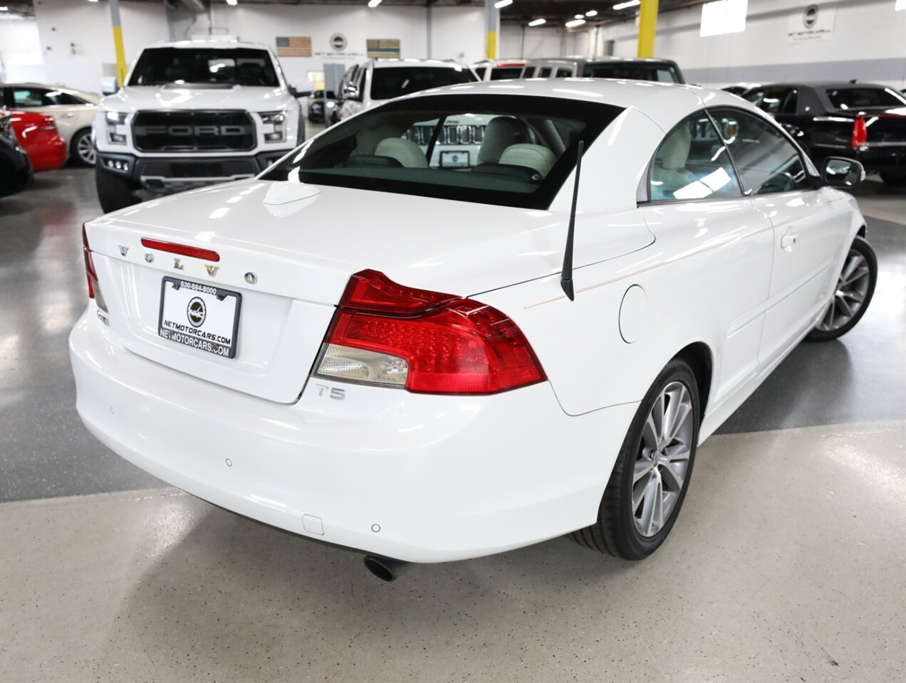 2013 Volvo C70 T5 Premier Plus - Photo 36 - Addison, IL 60101