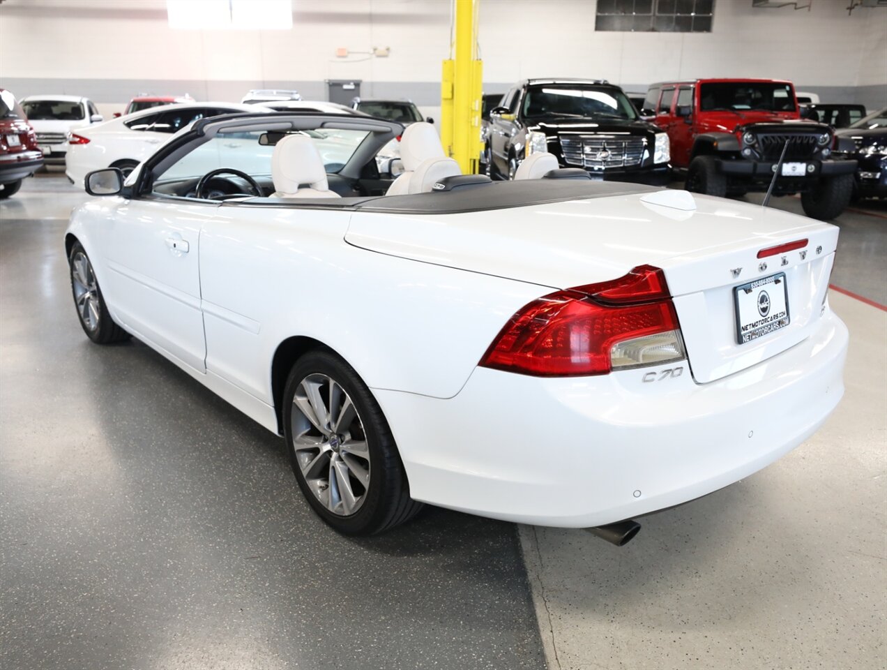 2013 Volvo C70 T5 Premier Plus - Photo 13 - Addison, IL 60101