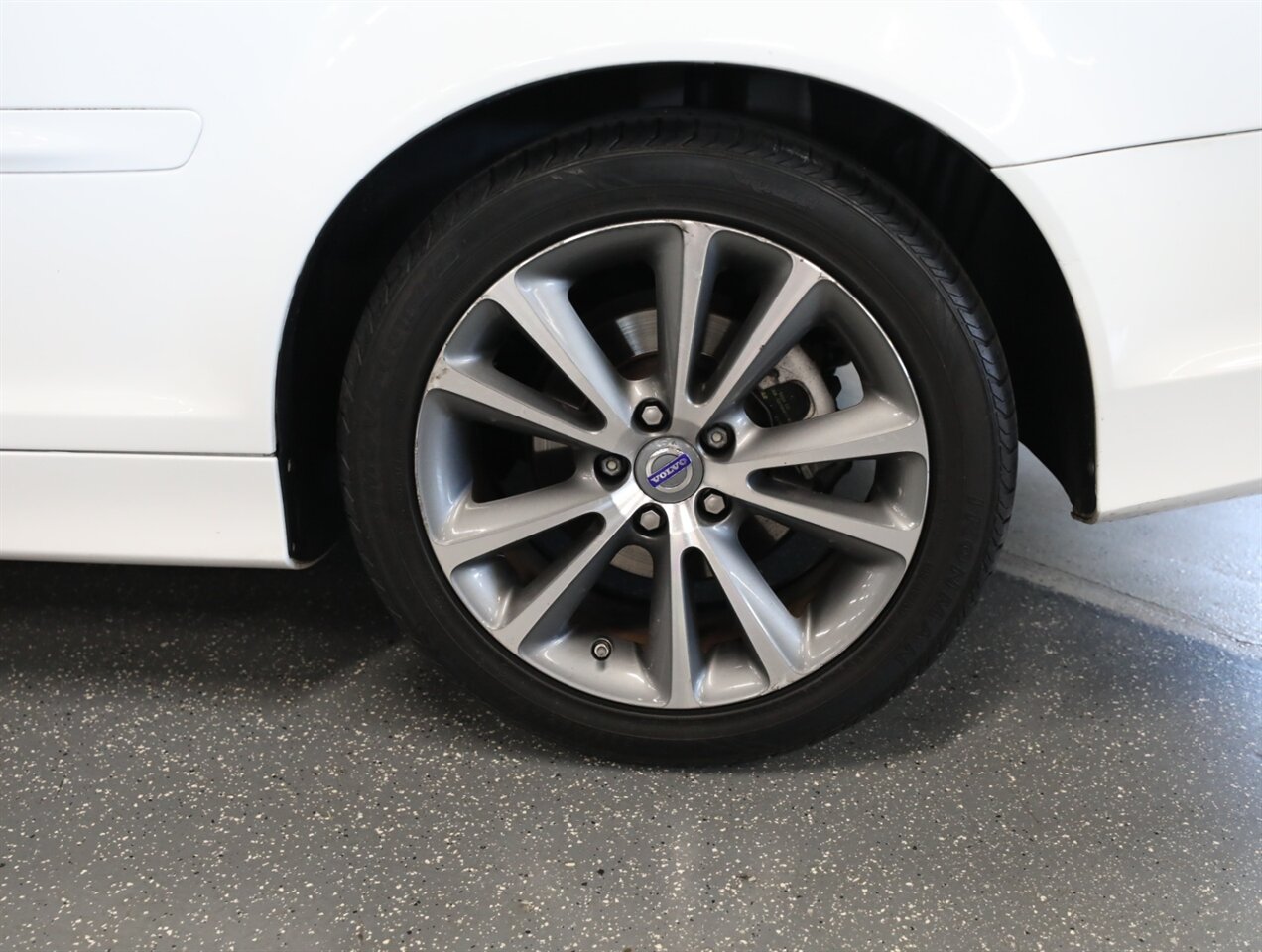 2013 Volvo C70 T5 Premier Plus - Photo 40 - Addison, IL 60101
