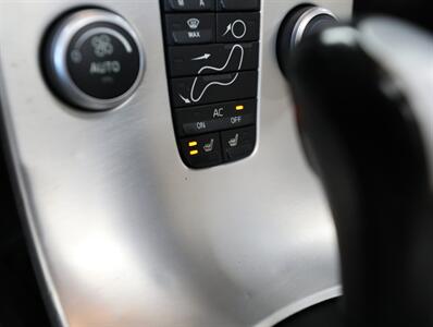 2013 Volvo C70 T5 Premier Plus   - Photo 29 - Addison, IL 60101