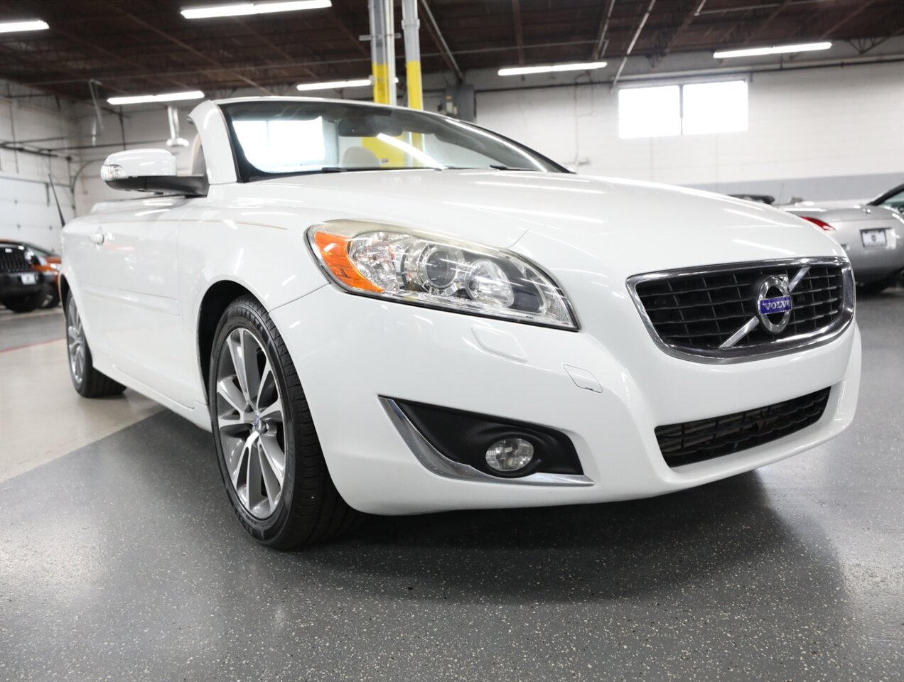 2013 Volvo C70 T5 Premier Plus - Photo 48 - Addison, IL 60101