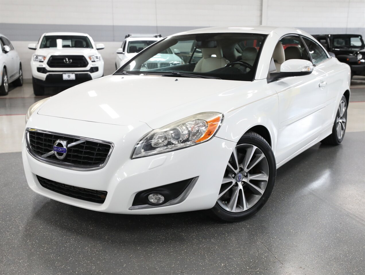 2013 Volvo C70 T5 Premier Plus - Photo 35 - Addison, IL 60101