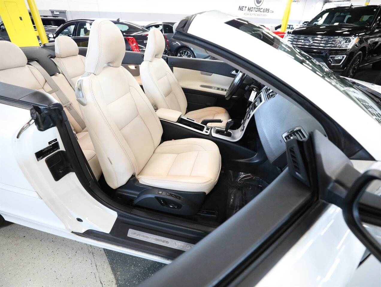 2013 Volvo C70 T5 Premier Plus - Photo 19 - Addison, IL 60101