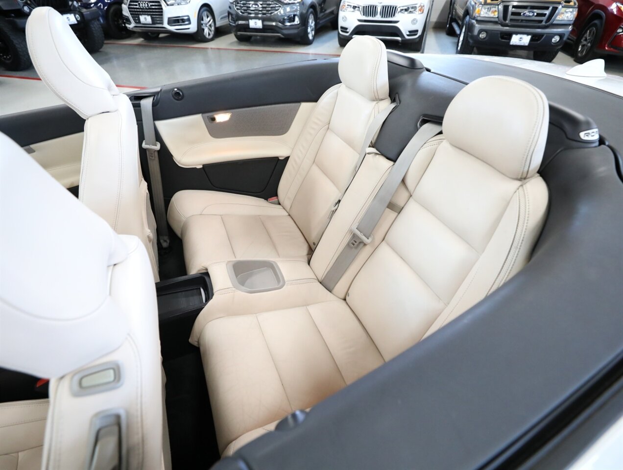 2013 Volvo C70 T5 Premier Plus - Photo 23 - Addison, IL 60101