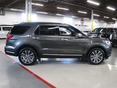 2018 Ford Explorer Platinum 4WD   - Photo 8 - Addison, IL 60101