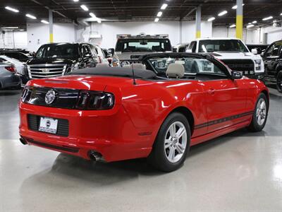 2014 Ford Mustang V6   - Photo 10 - Addison, IL 60101