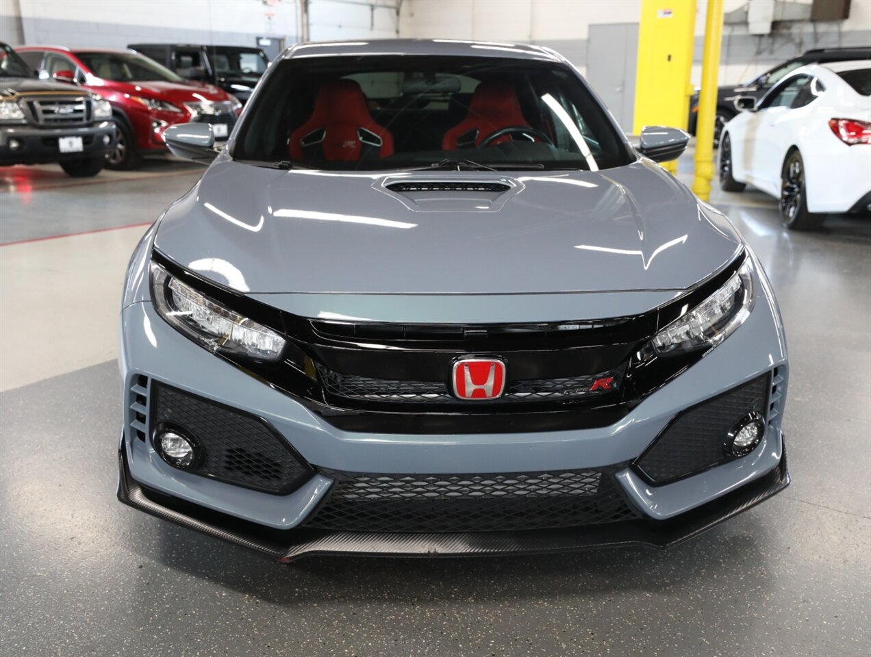 2019 Honda Civic Type R Touring - Photo 6 - Addison, IL 60101