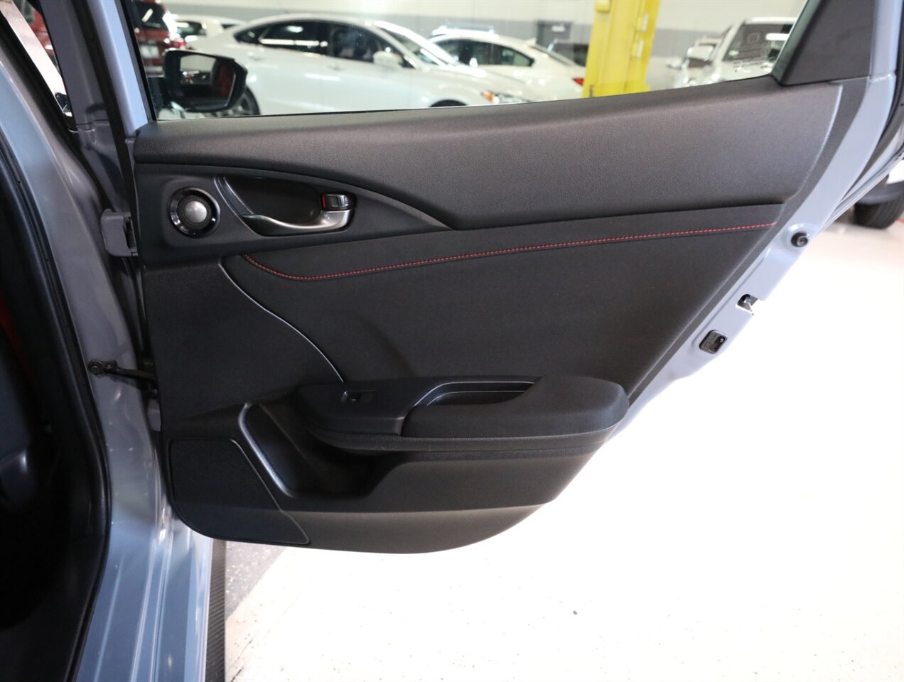 2019 Honda Civic Type R Touring - Photo 22 - Addison, IL 60101