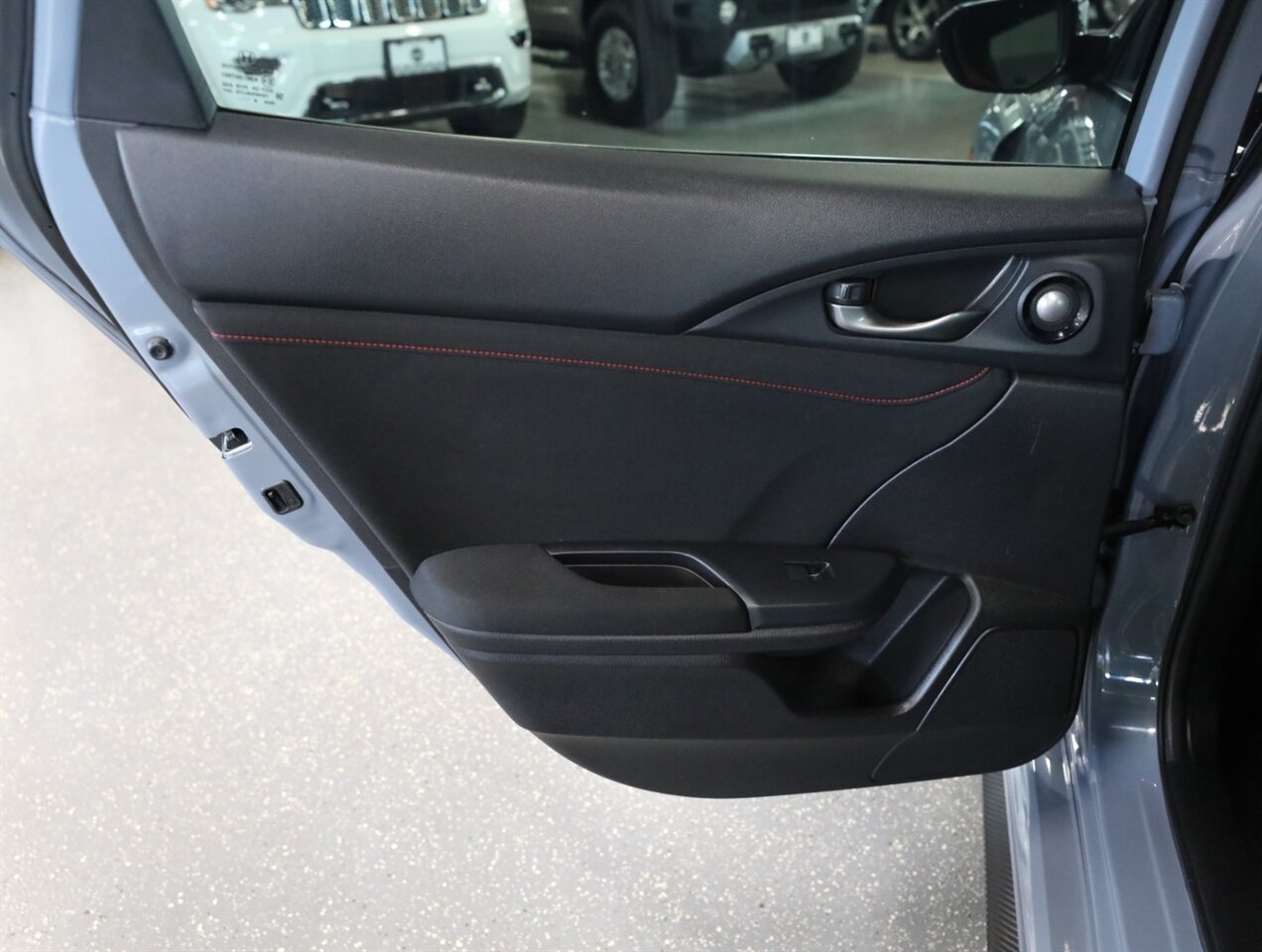 2019 Honda Civic Type R Touring - Photo 27 - Addison, IL 60101