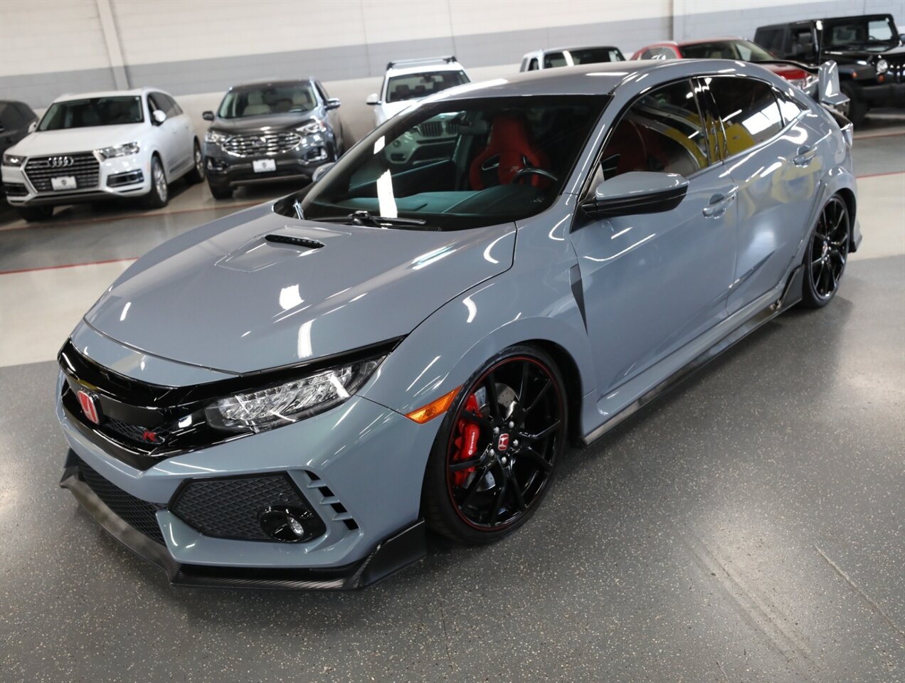 2019 Honda Civic Type R Touring - Photo 4 - Addison, IL 60101