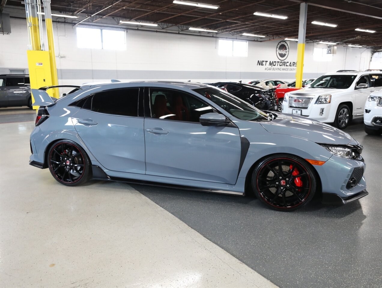 2019 Honda Civic Type R Touring - Photo 10 - Addison, IL 60101
