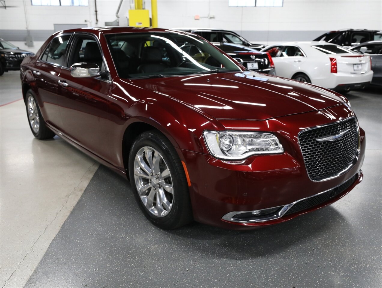2018 Chrysler 300 Limited AWD - Photo 7 - Addison, IL 60101
