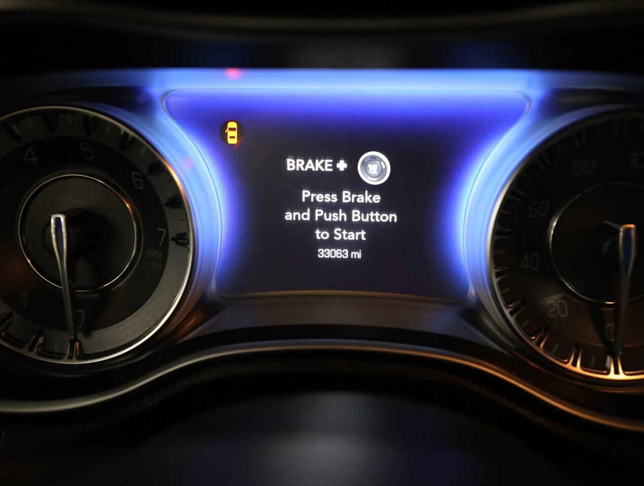 2018 Chrysler 300 Limited AWD - Photo 42 - Addison, IL 60101