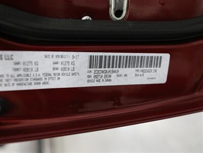 2018 Chrysler 300 Limited AWD - Photo 43 - Addison, IL 60101