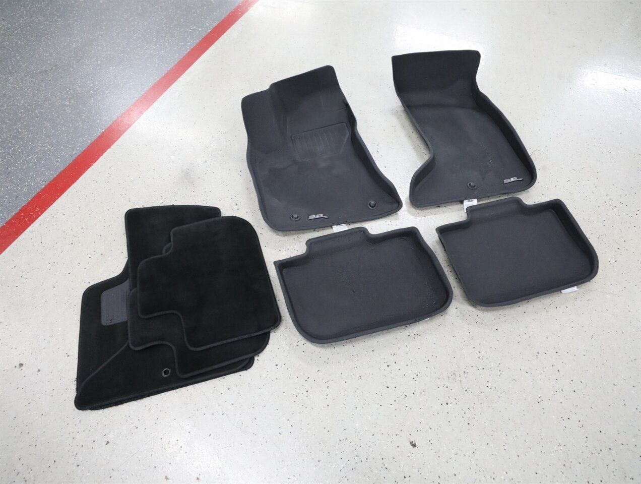 2018 Chrysler 300 Limited AWD - Photo 49 - Addison, IL 60101