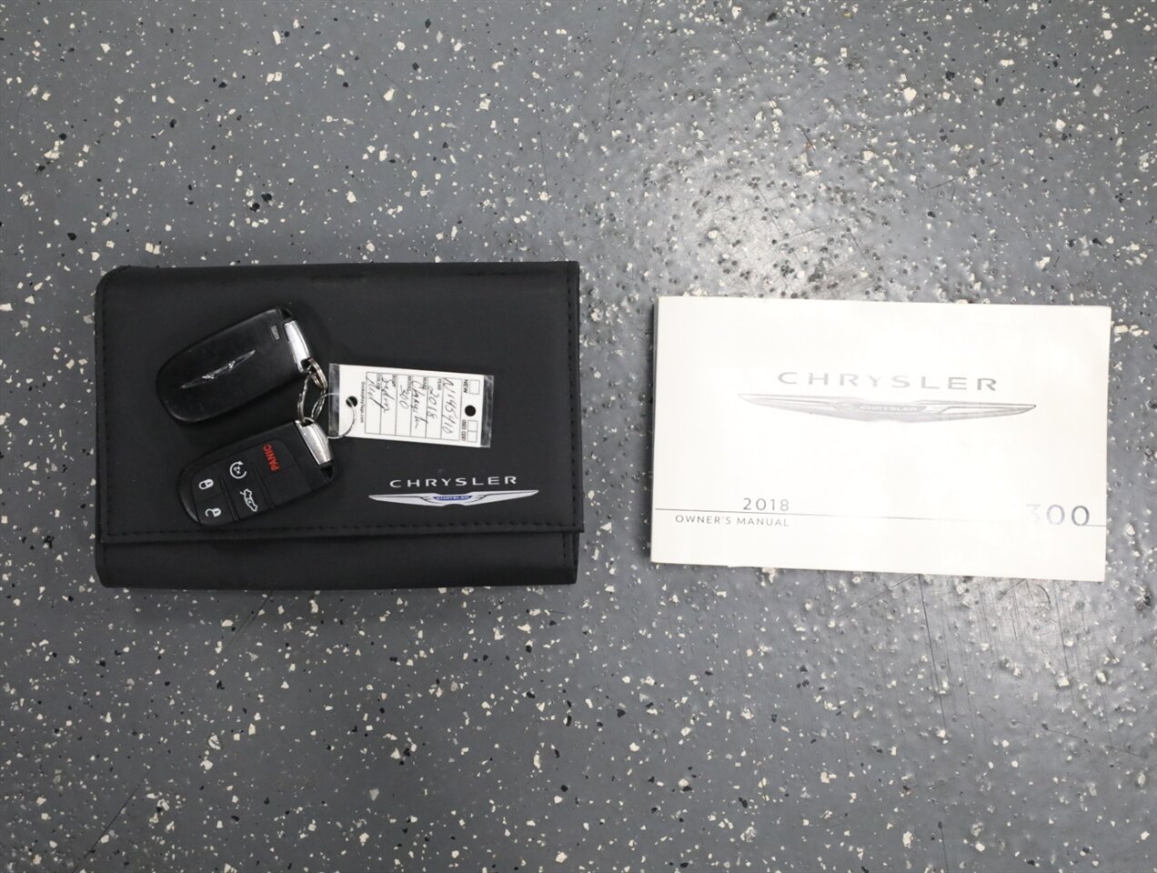 2018 Chrysler 300 Limited AWD - Photo 50 - Addison, IL 60101