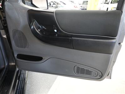 2011 Ford Ranger Sport 4X4   - Photo 17 - Addison, IL 60101