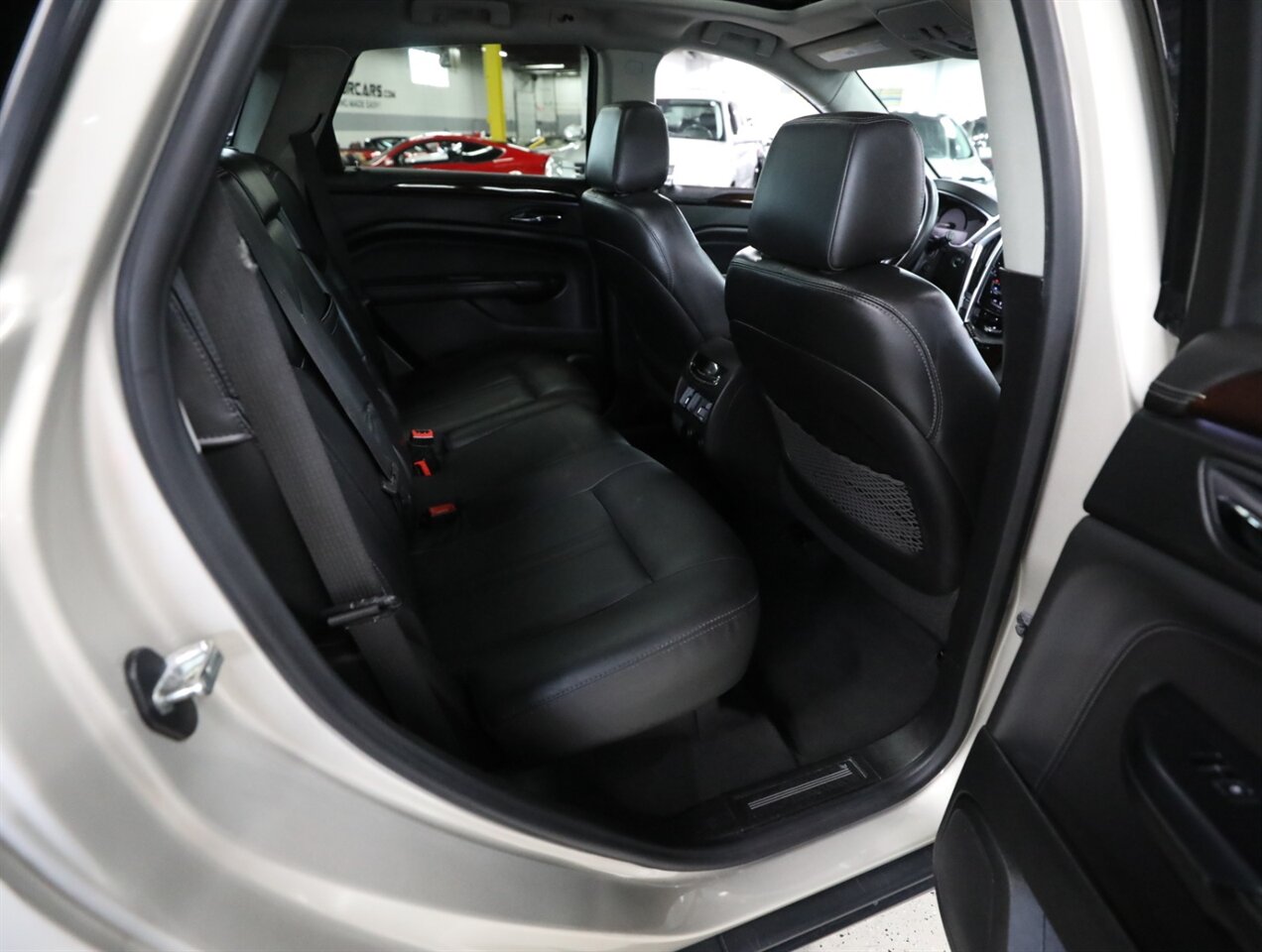 2015 Cadillac SRX Premium Collection AWD - Photo 20 - Addison, IL 60101
