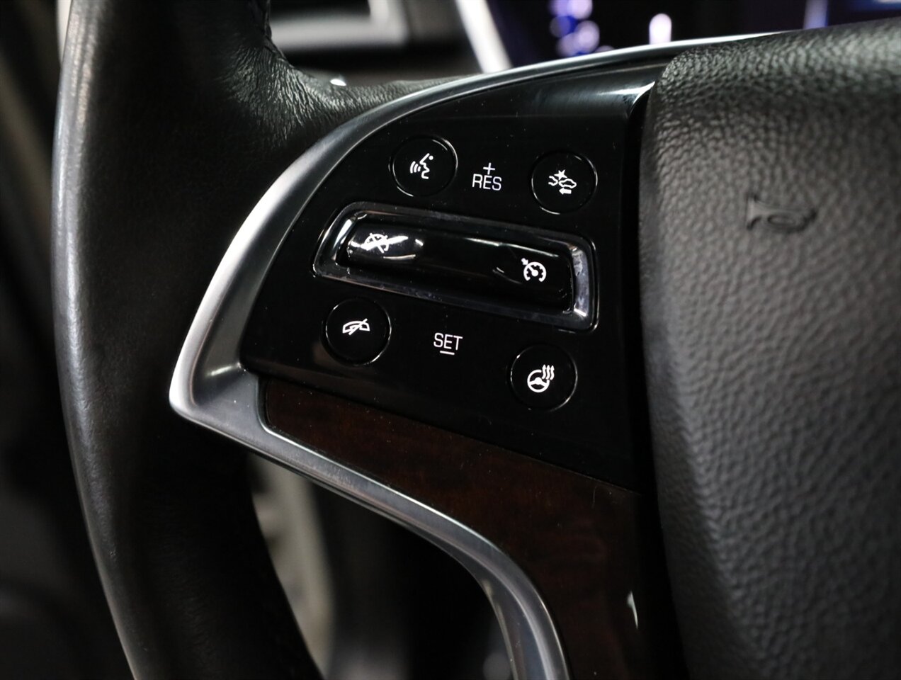 2015 Cadillac SRX Premium Collection AWD - Photo 37 - Addison, IL 60101