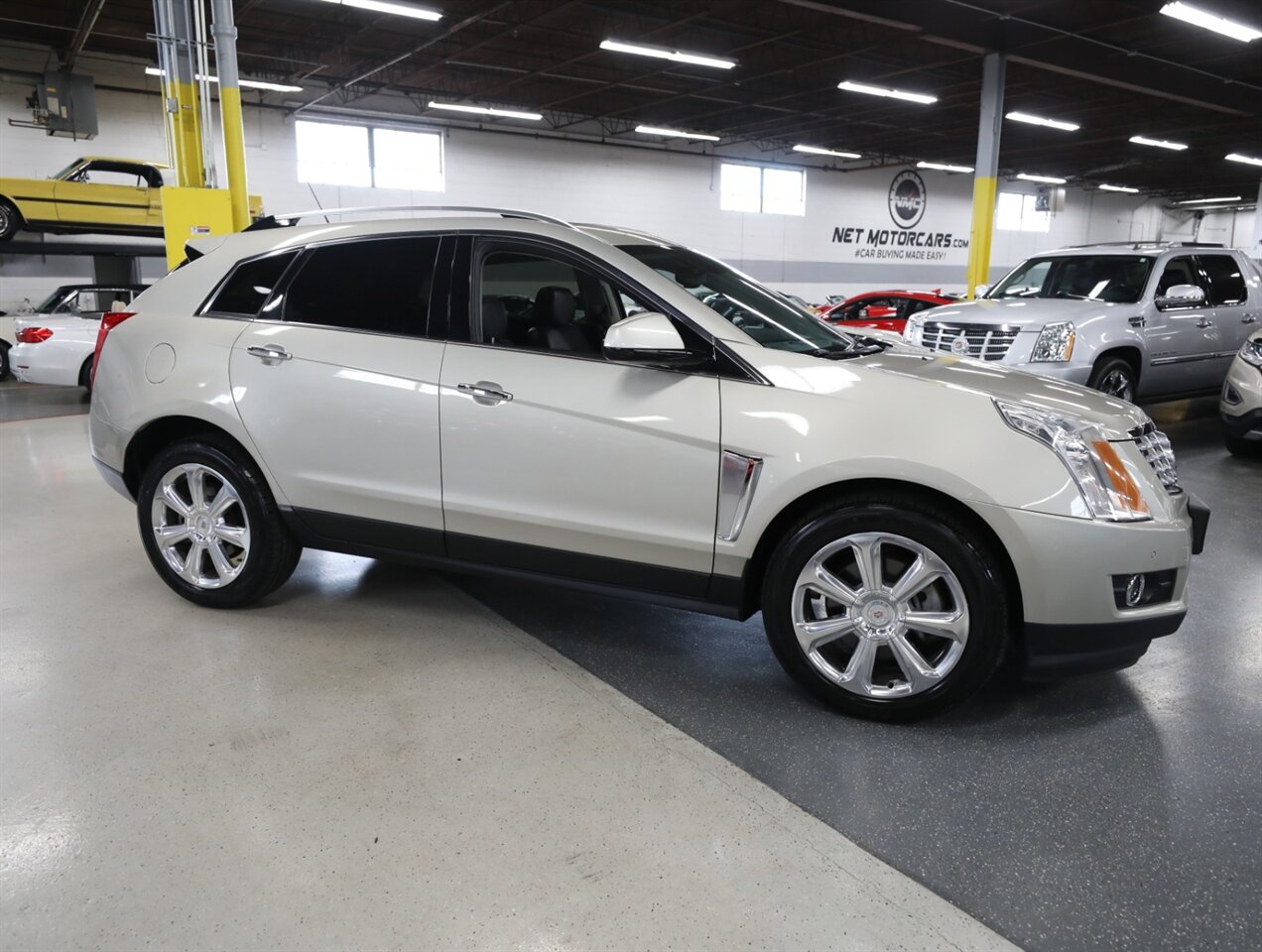 2015 Cadillac SRX Premium Collection AWD - Photo 8 - Addison, IL 60101