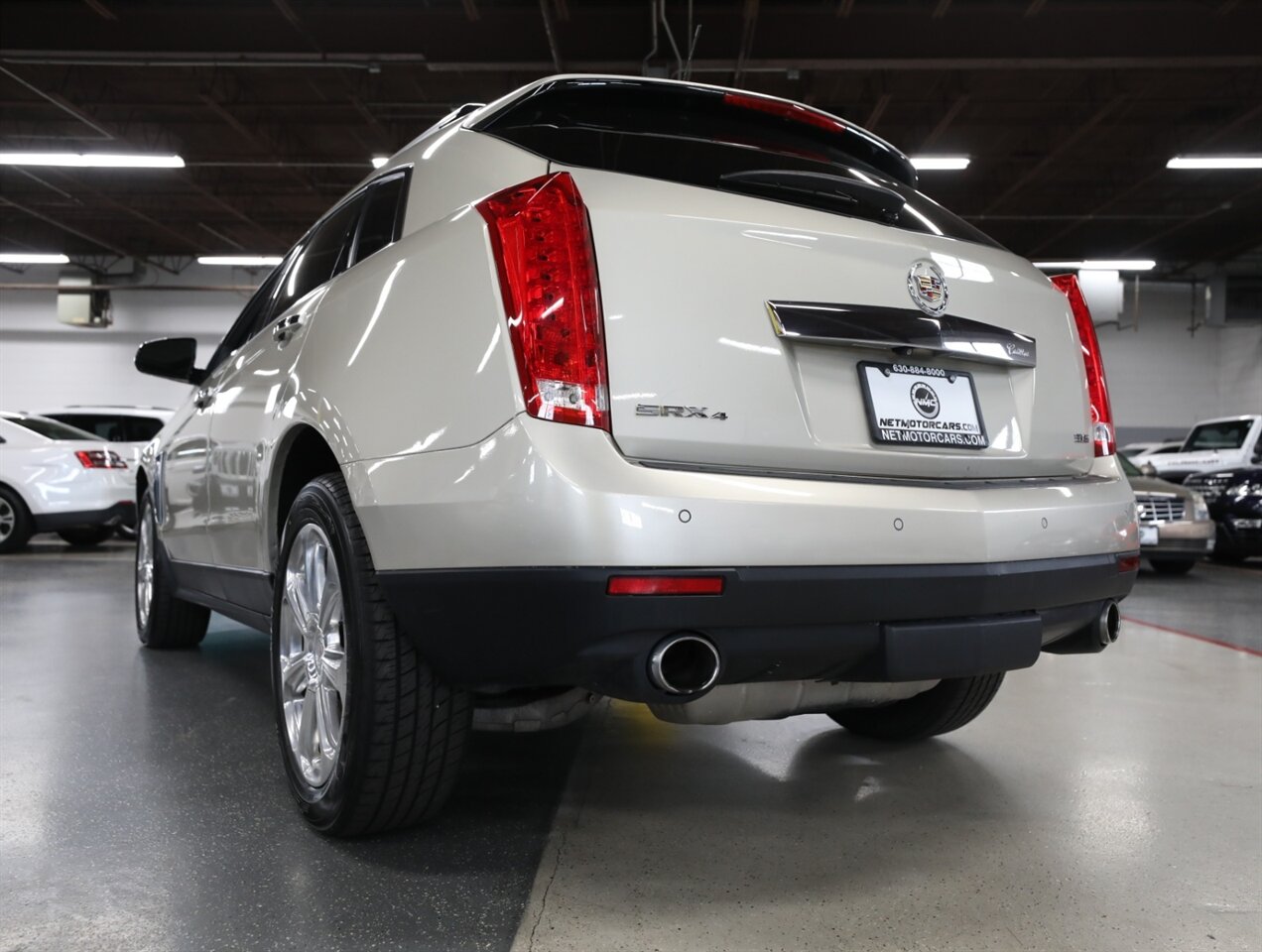 2015 Cadillac SRX Premium Collection AWD - Photo 12 - Addison, IL 60101