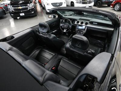 2015 Ford Mustang GT Premium Convertible   - Photo 16 - Addison, IL 60101
