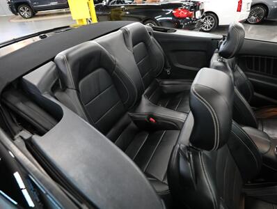 2015 Ford Mustang GT Premium Convertible   - Photo 20 - Addison, IL 60101