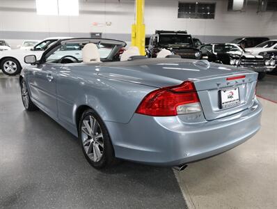 2011 Volvo C70 T5 Convertible - Photo 13 - Addison, IL 60101