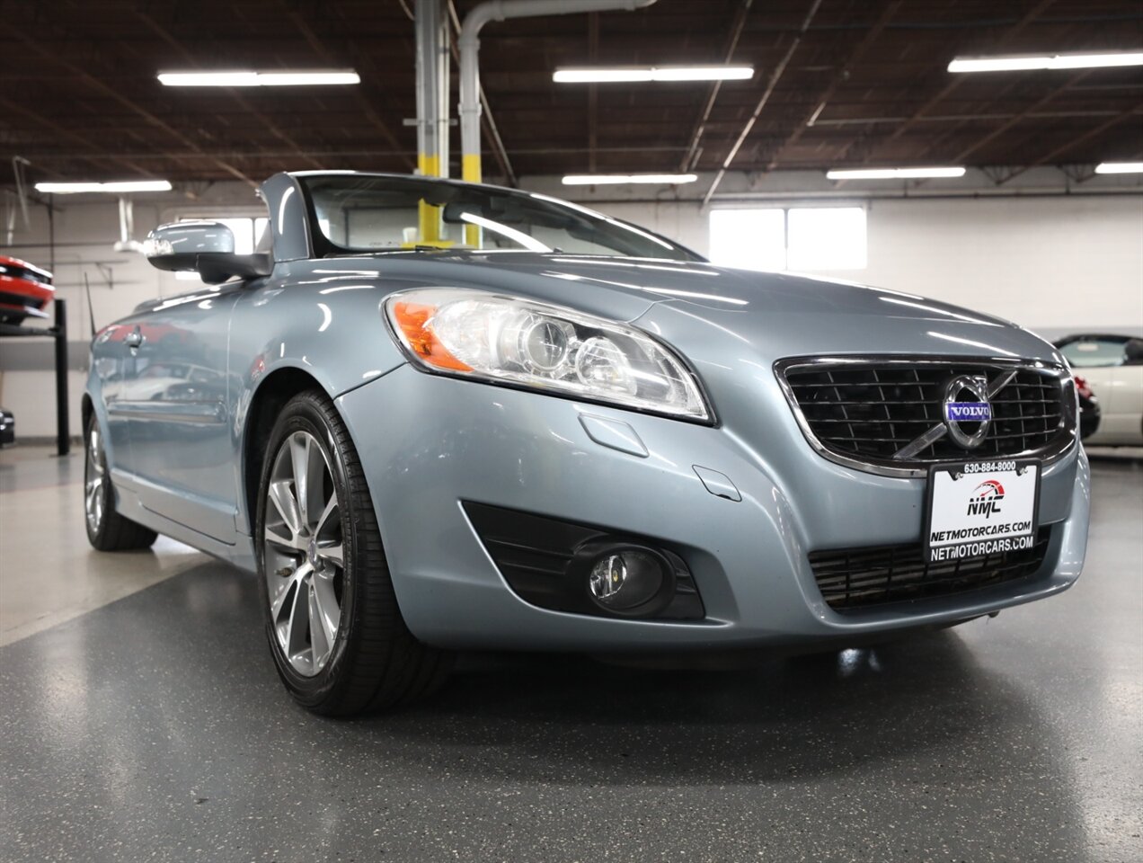 2011 Volvo C70 T5 Convertible - Photo 48 - Addison, IL 60101