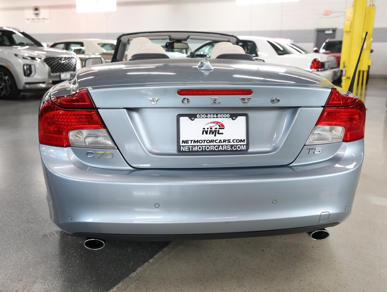 2011 Volvo C70 T5 Convertible - Photo 9 - Addison, IL 60101