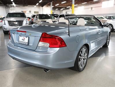 2011 Volvo C70 T5 Convertible - Photo 8 - Addison, IL 60101