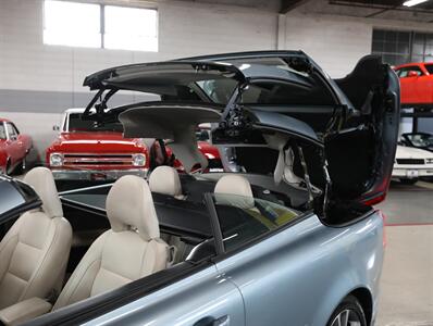 2011 Volvo C70 T5 Convertible - Photo 39 - Addison, IL 60101
