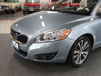 2011 Volvo C70 T5 Convertible - Photo 3 - Addison, IL 60101