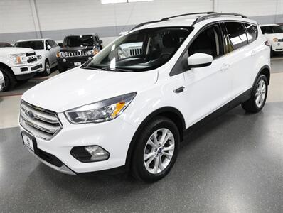 2018 Ford Escape SE AWD   - Photo 4 - Addison, IL 60101