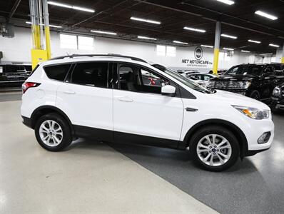 2018 Ford Escape SE AWD   - Photo 8 - Addison, IL 60101