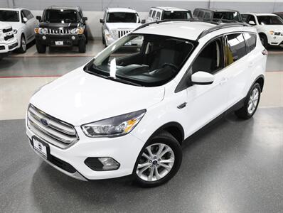 2018 Ford Escape SE AWD   - Photo 2 - Addison, IL 60101