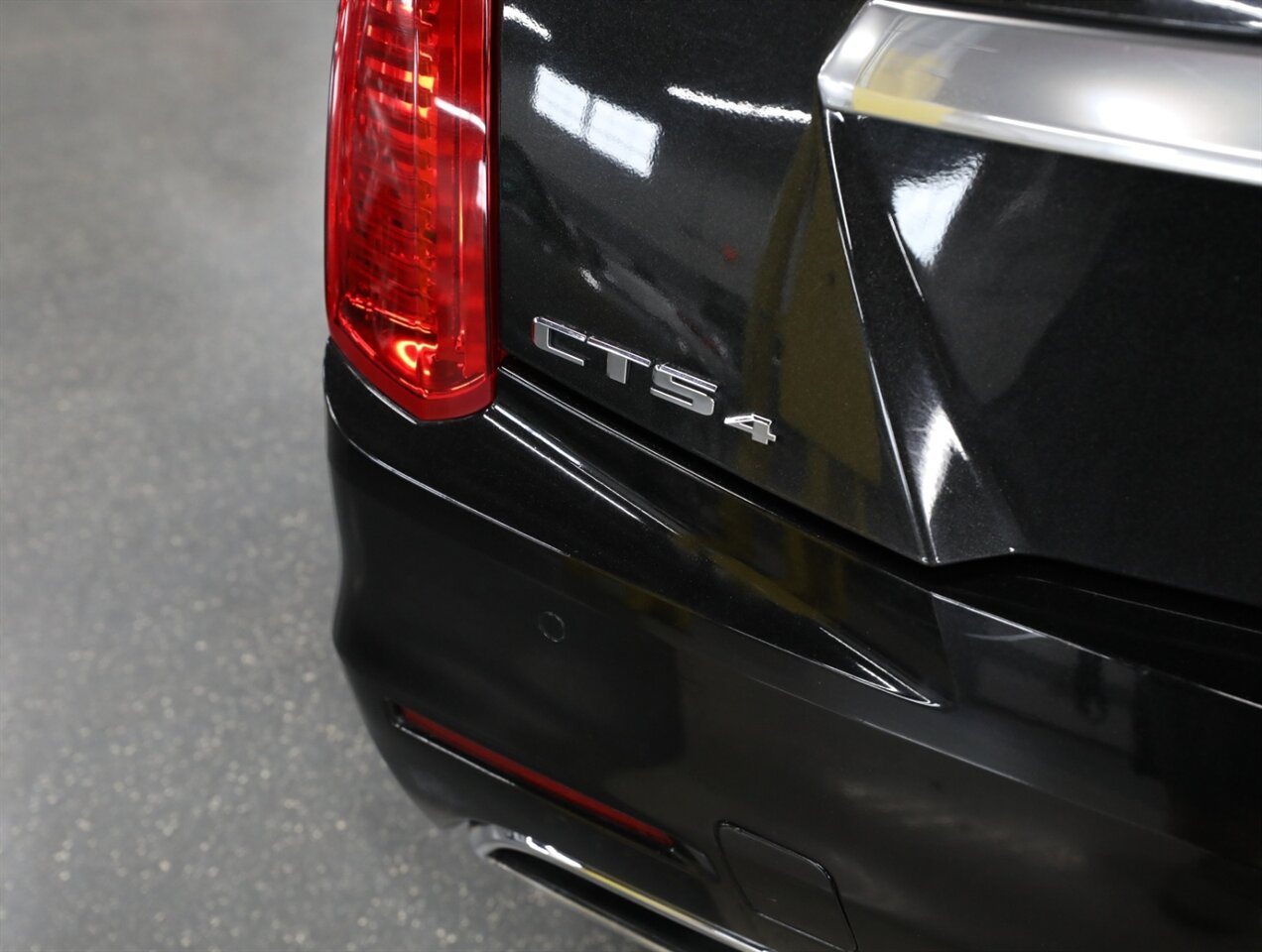 2014 Cadillac CTS 3.6L Premium Collection - Photo 11 - Addison, IL 60101