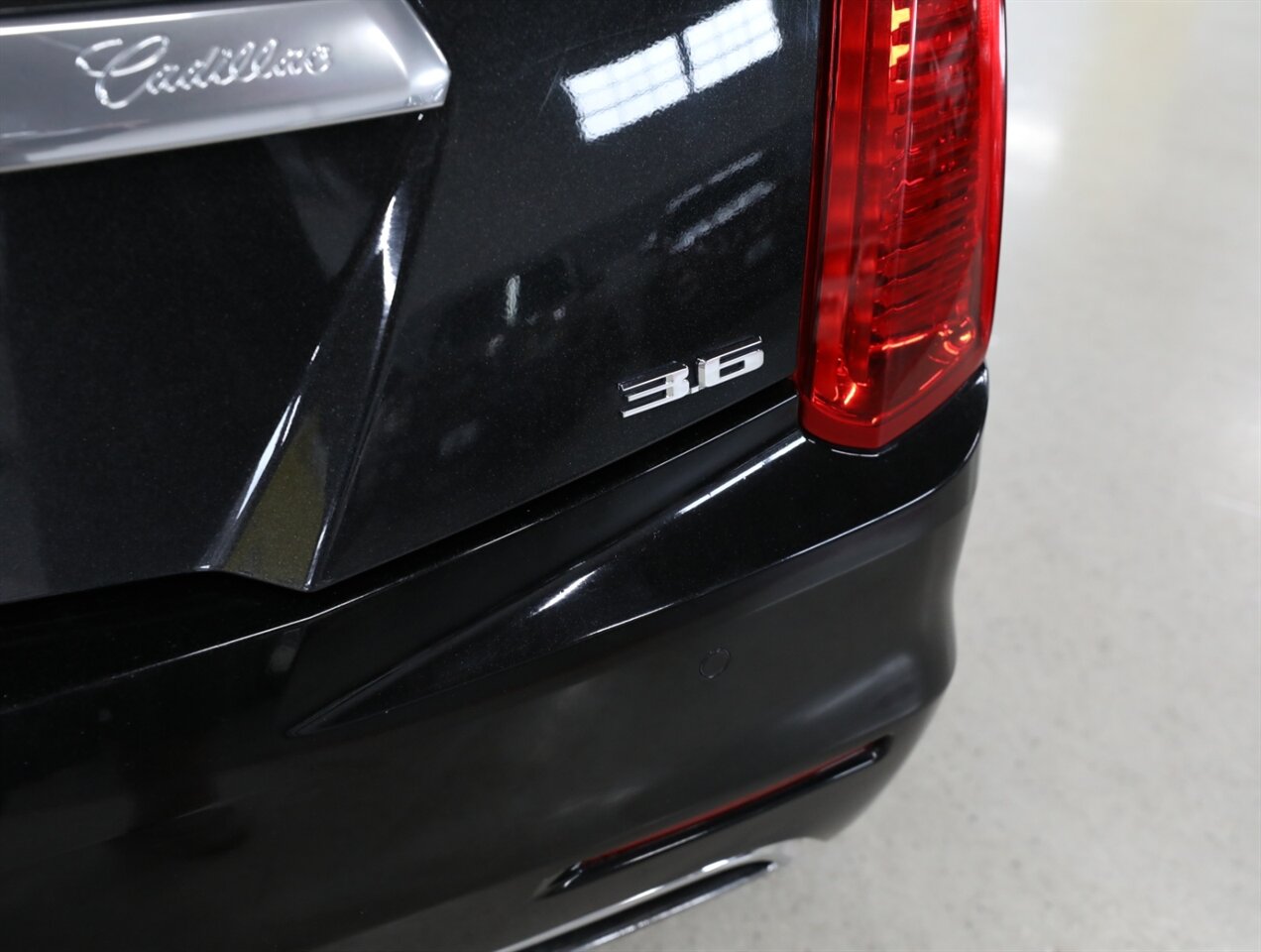 2014 Cadillac CTS 3.6L Premium Collection - Photo 12 - Addison, IL 60101