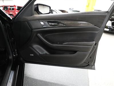 2014 Cadillac CTS 3.6L Premium Collection   - Photo 17 - Addison, IL 60101