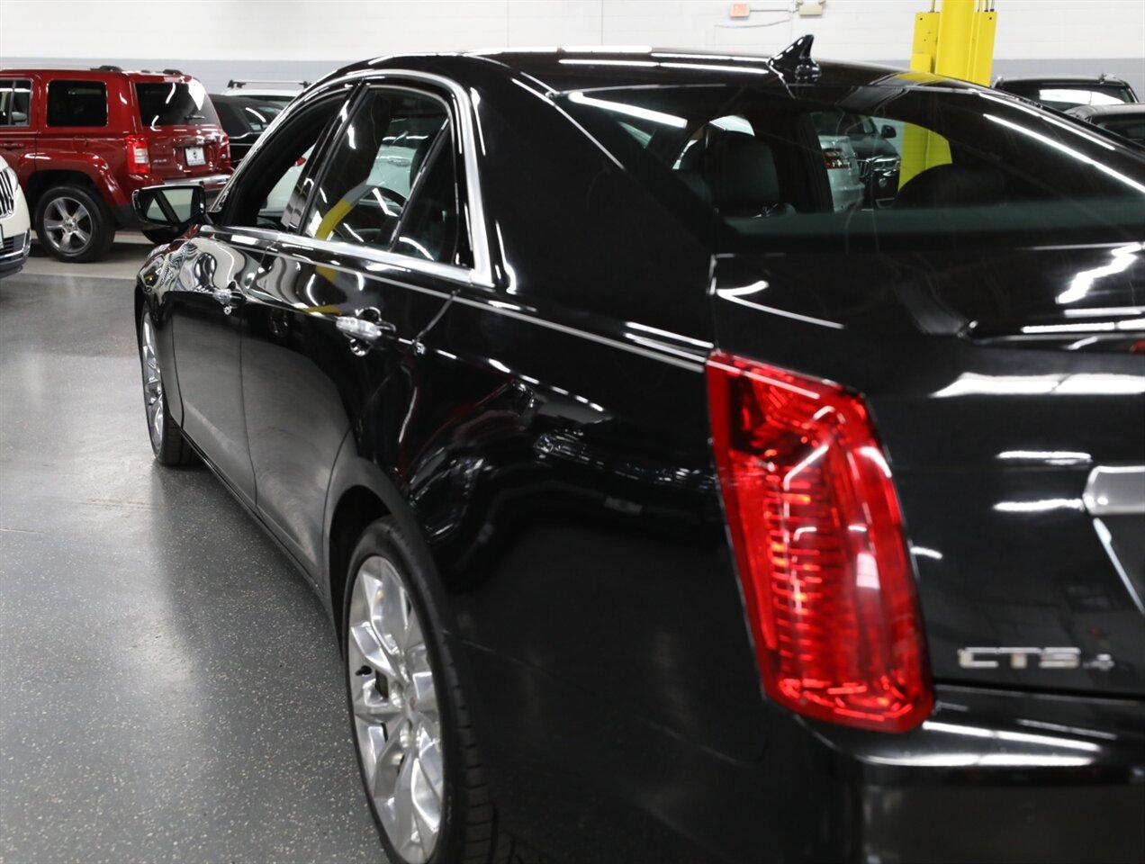 2014 Cadillac CTS 3.6L Premium Collection - Photo 15 - Addison, IL 60101