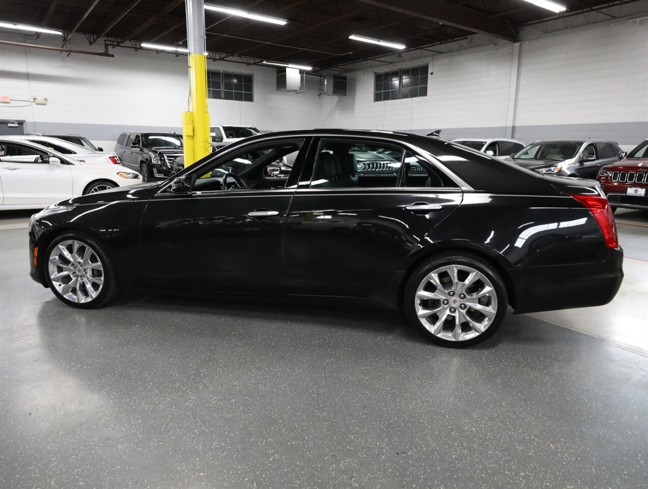 2014 Cadillac CTS 3.6L Premium Collection - Photo 16 - Addison, IL 60101