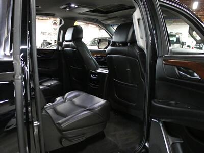 2016 Cadillac Escalade ESV Premium Collection 4WD   - Photo 22 - Addison, IL 60101