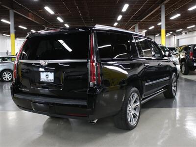 2016 Cadillac Escalade ESV Premium Collection 4WD   - Photo 11 - Addison, IL 60101