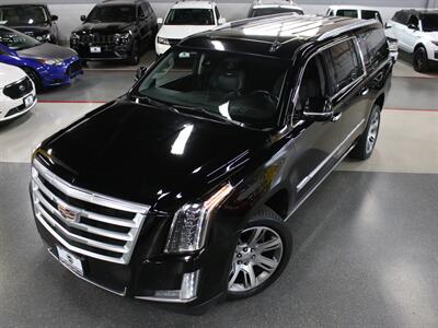 2016 Cadillac Escalade ESV Premium Collection 4WD   - Photo 2 - Addison, IL 60101