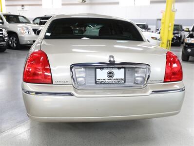 2007 Lincoln Town Car Signature   - Photo 9 - Addison, IL 60101