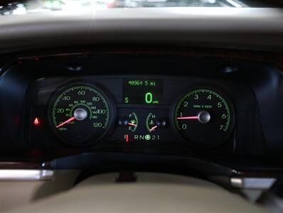 2009 Lincoln Town Car Signature Limited - Photo 33 - Addison, IL 60101