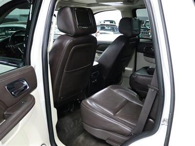 2014 Cadillac Escalade Platinum Edition AWD   - Photo 28 - Addison, IL 60101