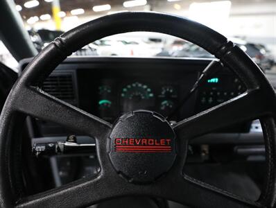 1988 Chevrolet Silverado 1500   - Photo 31 - Addison, IL 60101